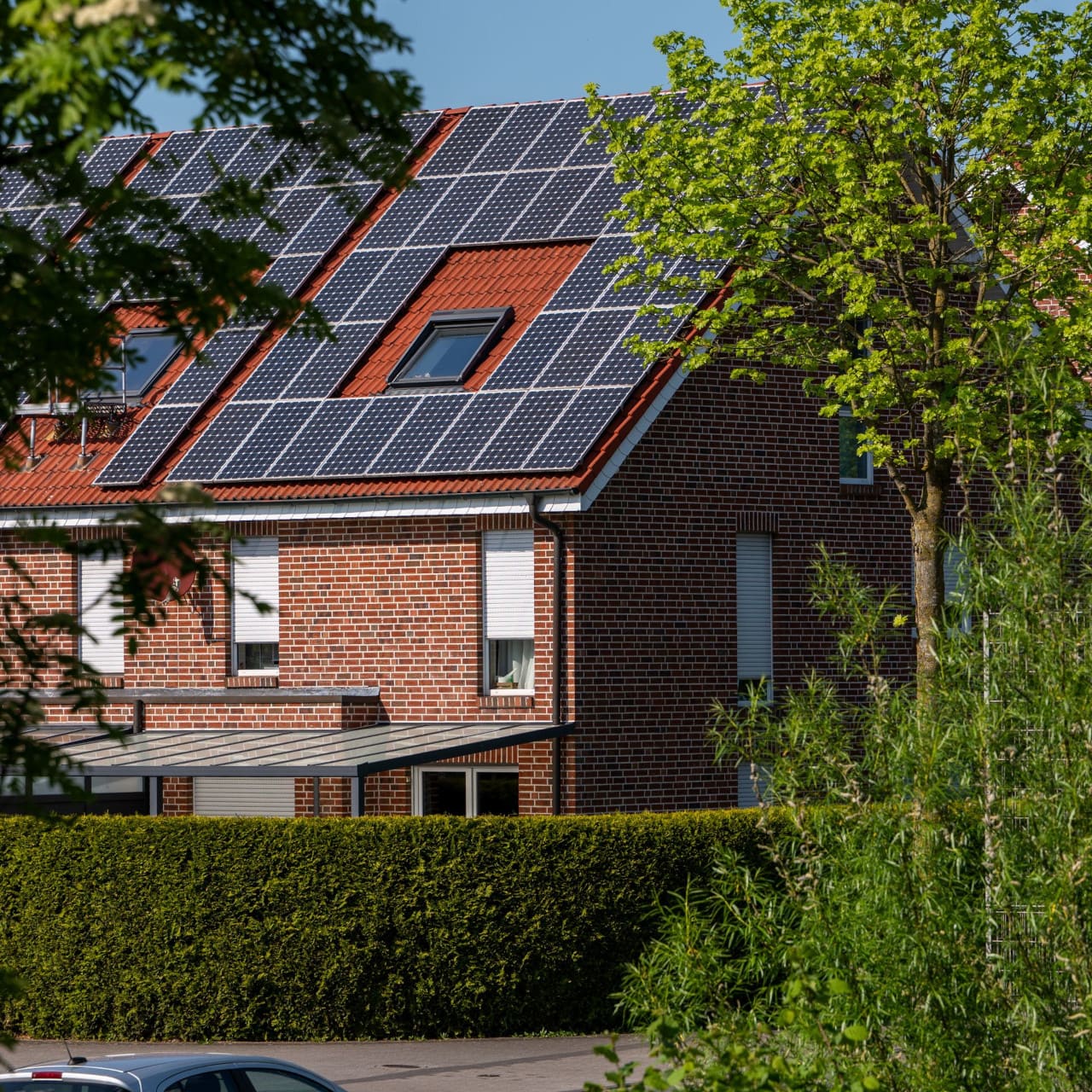 Eigenheim mit Photovoltaikanlage.